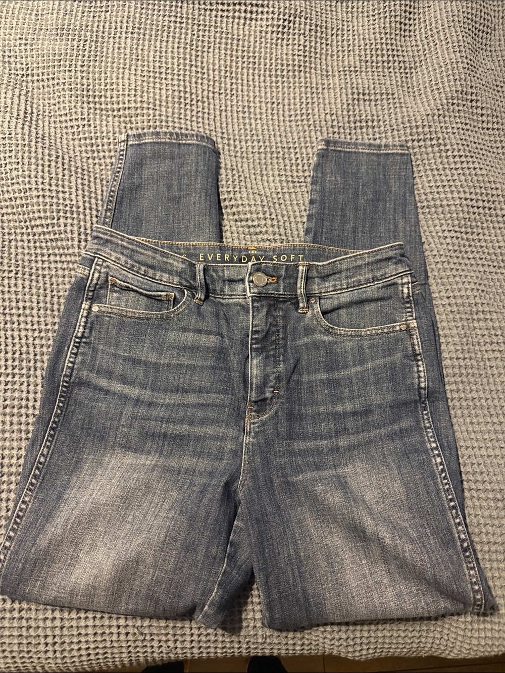 White House Black Market Everyday Soft Skinny Jeans — Light Blue